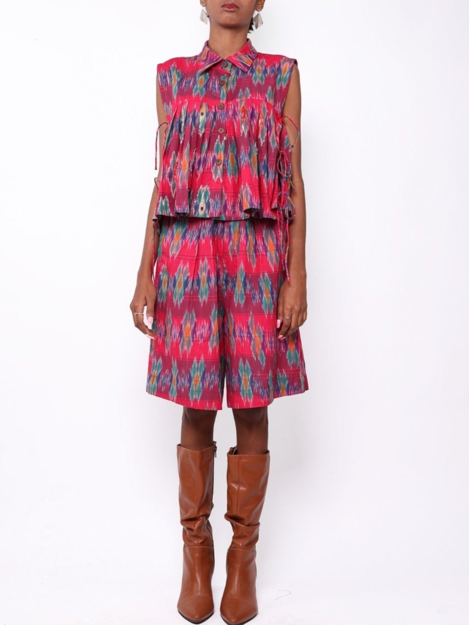 Soaring Pleated Set