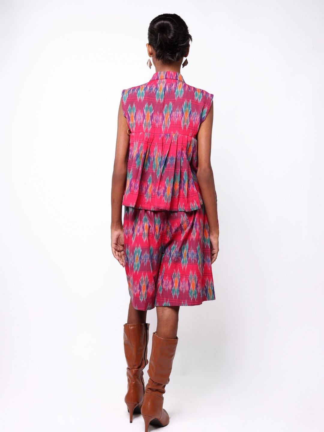 Soaring Pleated Cropped Shirt