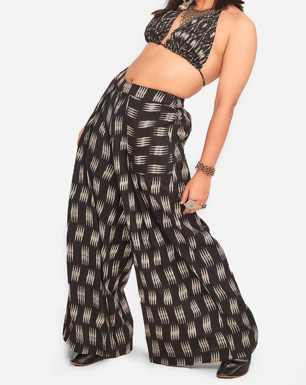 Wide leg pants