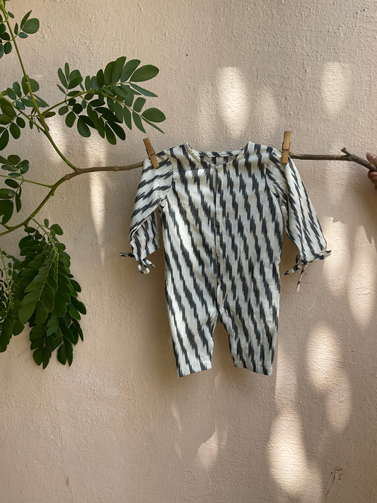 Zebra onsie