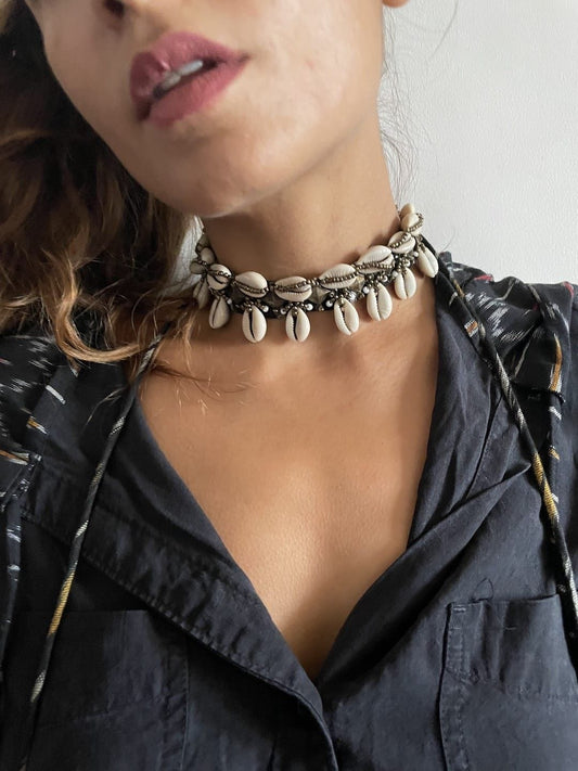 Shell Choker - Ikat