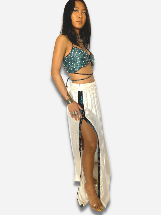 High slit Skirt